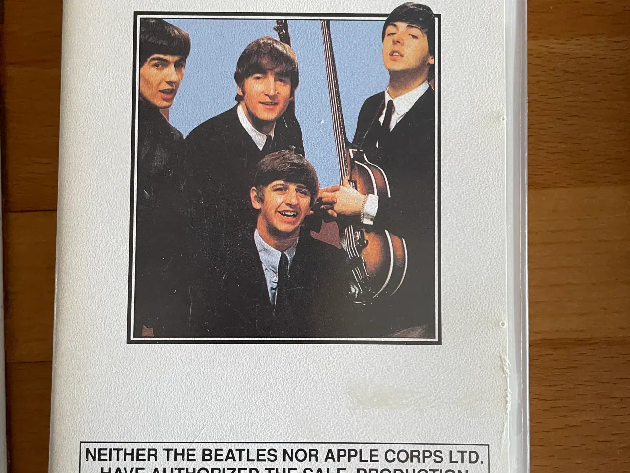 Billede 5 - Beatles vhs se tekst