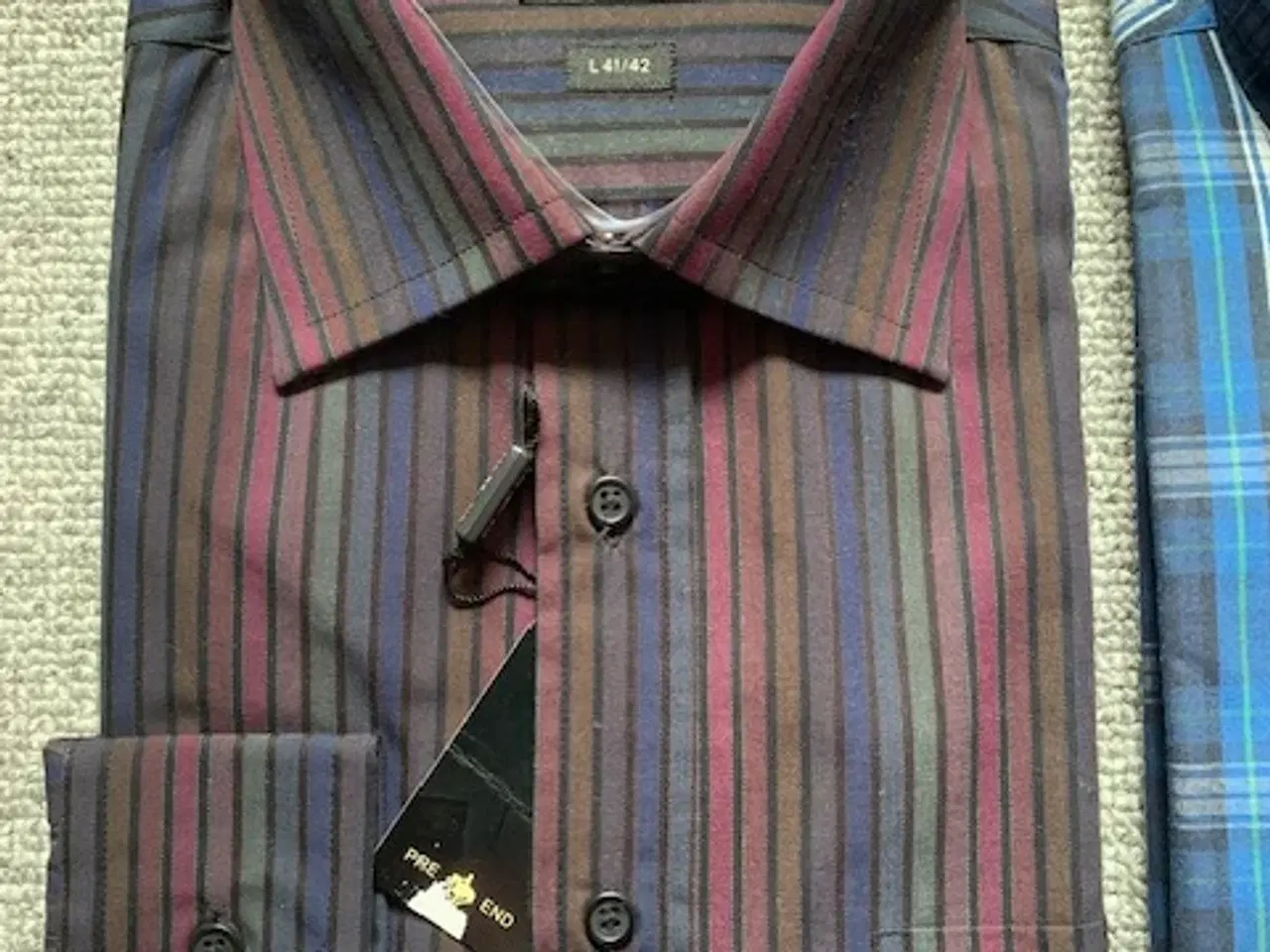 Billede 2 - Skjorter, bluse, sokker, slips - NYT - ialt 150 kr