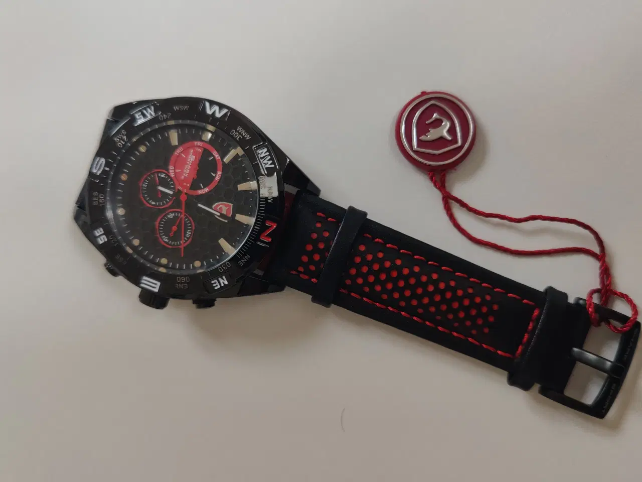 Billede 4 - Shark watch 
