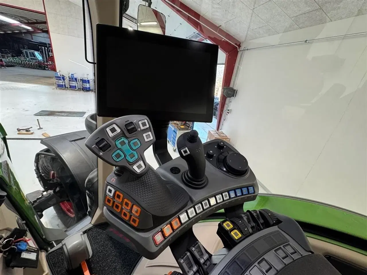 Billede 14 - Fendt 720 Power+ GEN7 KUN 300 TIMER OG MED AUTOSTYRING!
