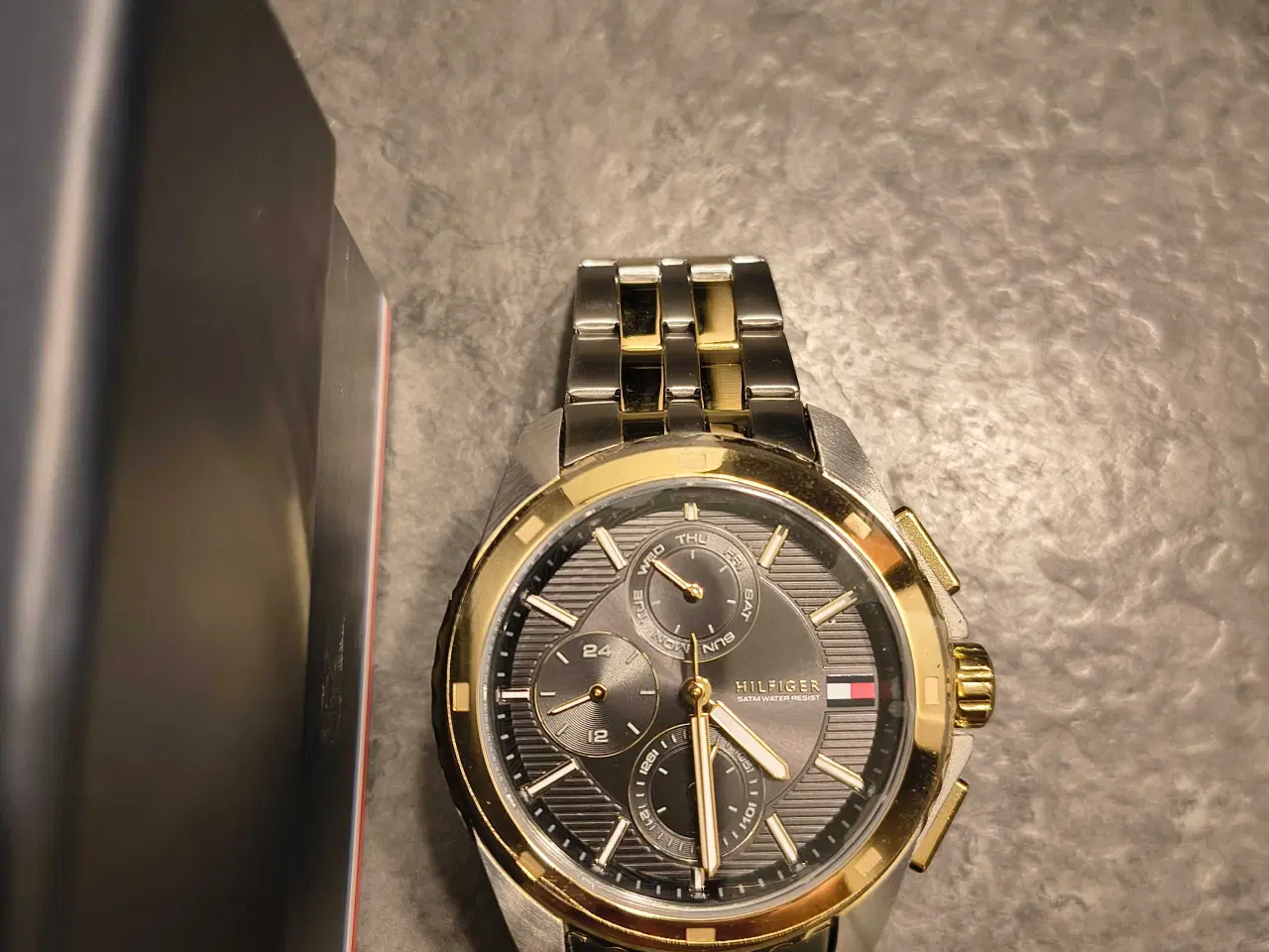 Billede 1 - Tommy Hilfiger herreur 