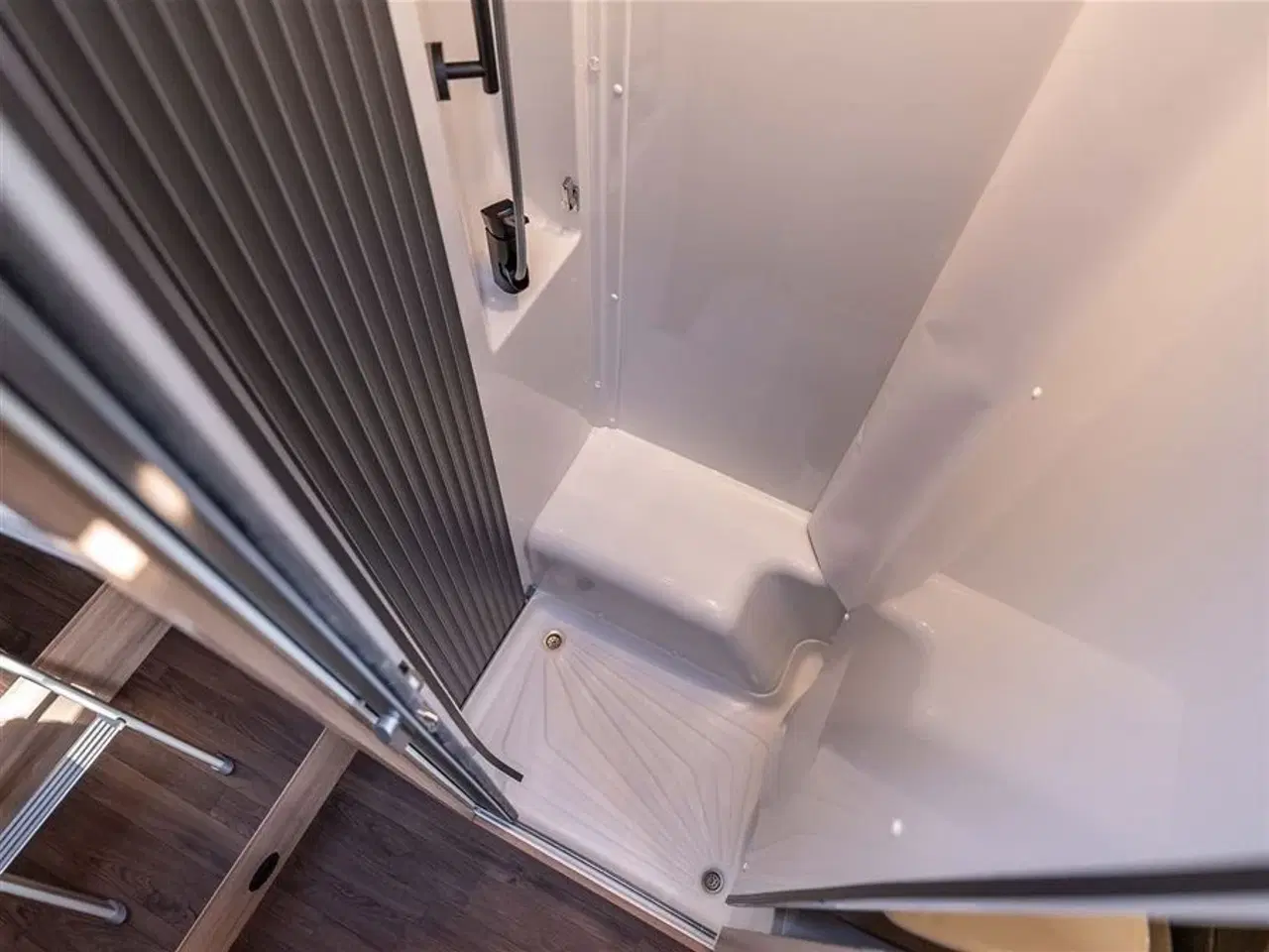 Billede 27 - 2025 - Knaus L!VE TI 650 MEG Platinium Selection   KNAUS L!VE KAMPAGNE - SPAR 95.000