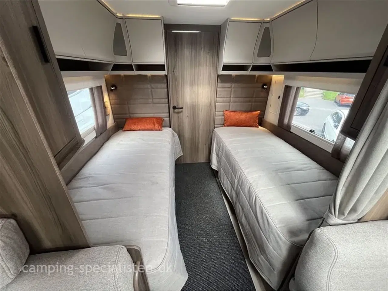 Billede 5 - 2025 - Kabe Royal 630 TDL FK KS   Kabe Royal 630 TDL FK KS 2025 kan forudbestilles hos Camping-Specialisten