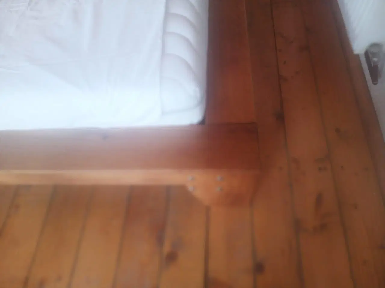 Billede 4 - Sengeramme i Massiv Eg - 180x200cm