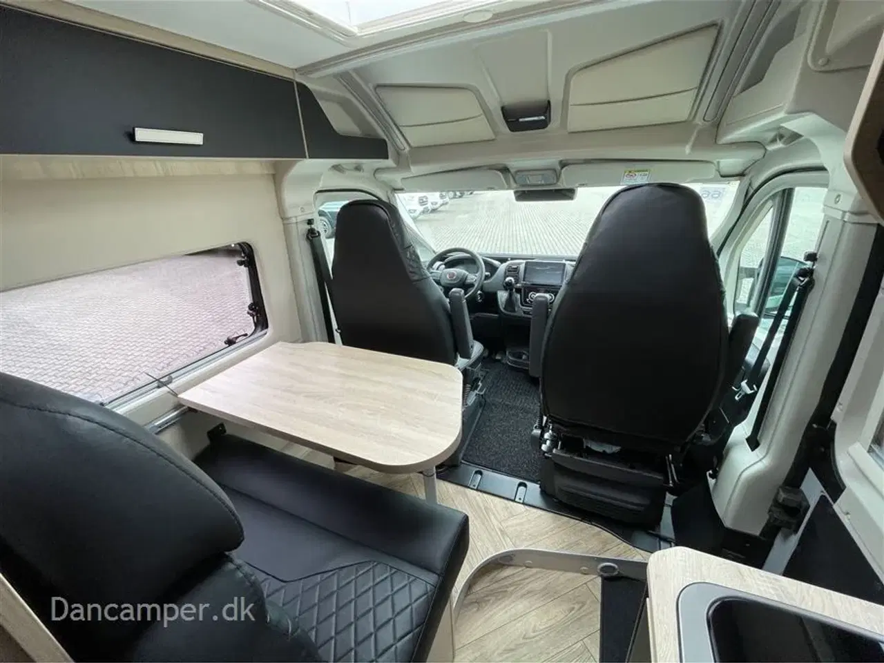 Billede 15 - 2024 - Chausson V697 Sport Line   Super flotte Sport Line, 140 HK, 9-trins automatgear, tilbehørs-, connect-, safety- og artic pakke.