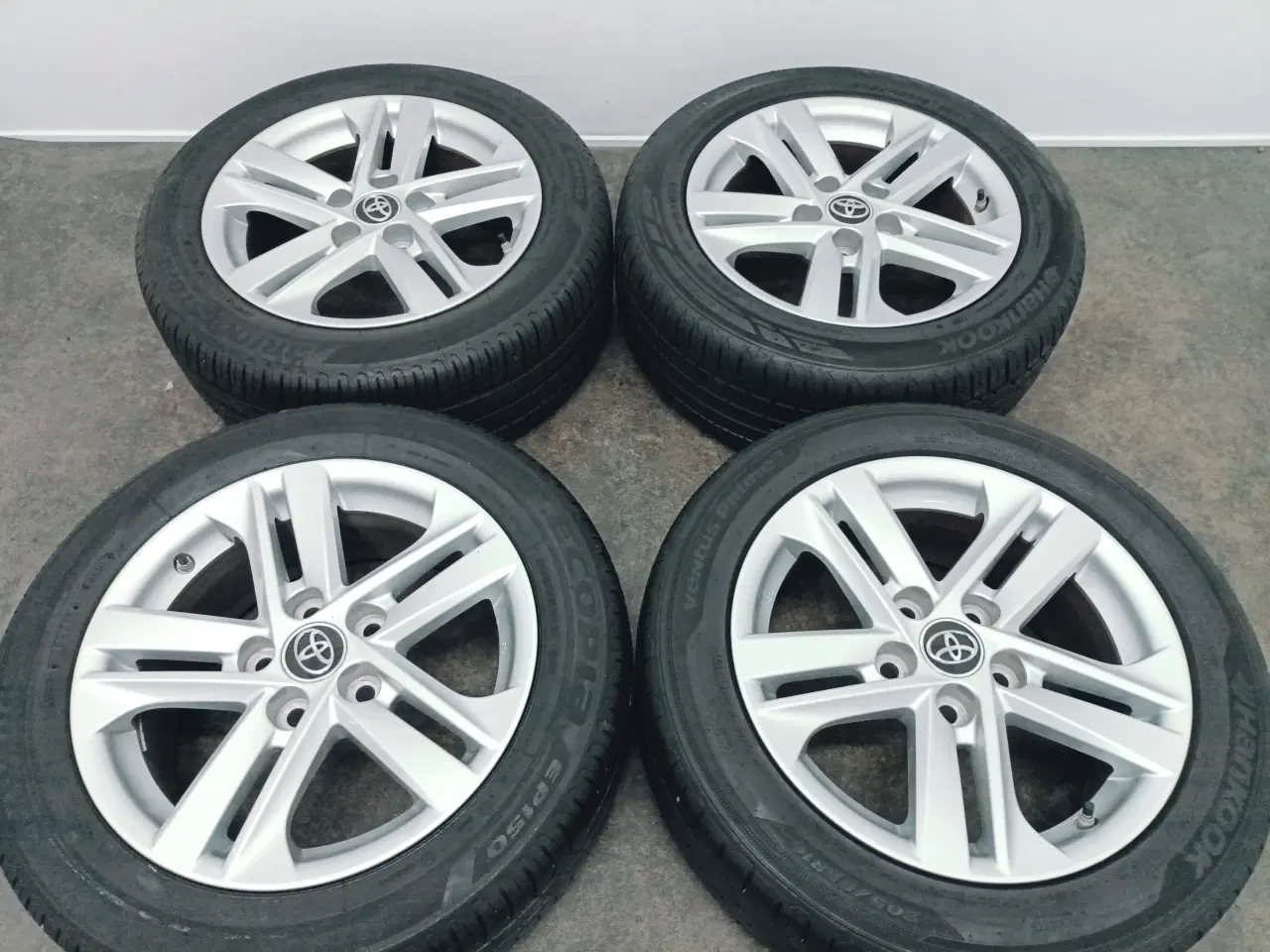 Billede 5 - 5x114,3 16" ET40 nav 60,1ø TOYOTA sommersæt DEMO