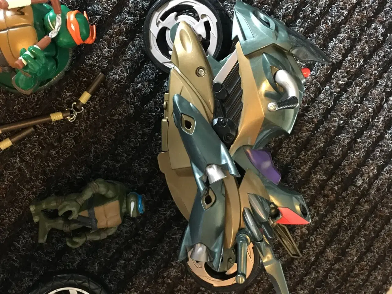 Billede 3 - 3 Ninja Turtles, 2 motorcykel . m.m,kalendergave
