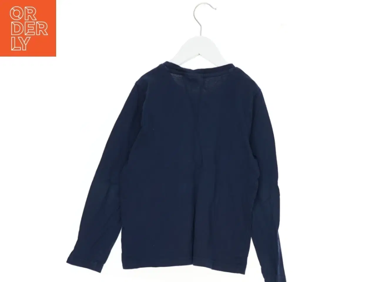 Billede 2 - Bluse fra Marvel (str. 122 cm)