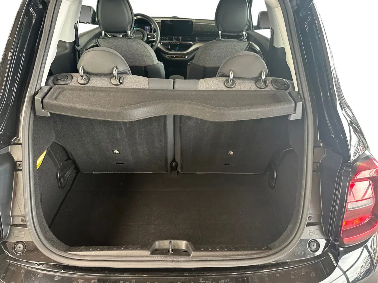Billede 16 - Fiat 500e 42 Icon Sky