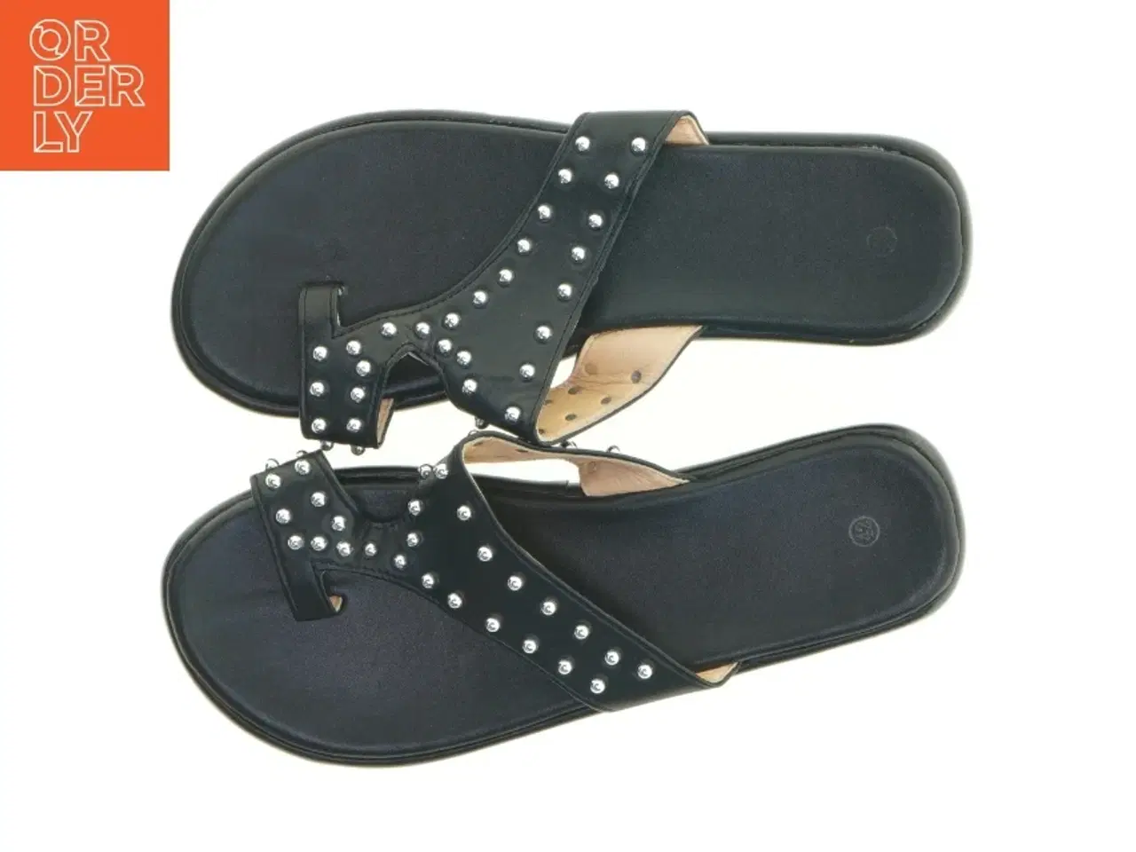 Billede 4 - Sorte sandaler med nitter (str. 42)