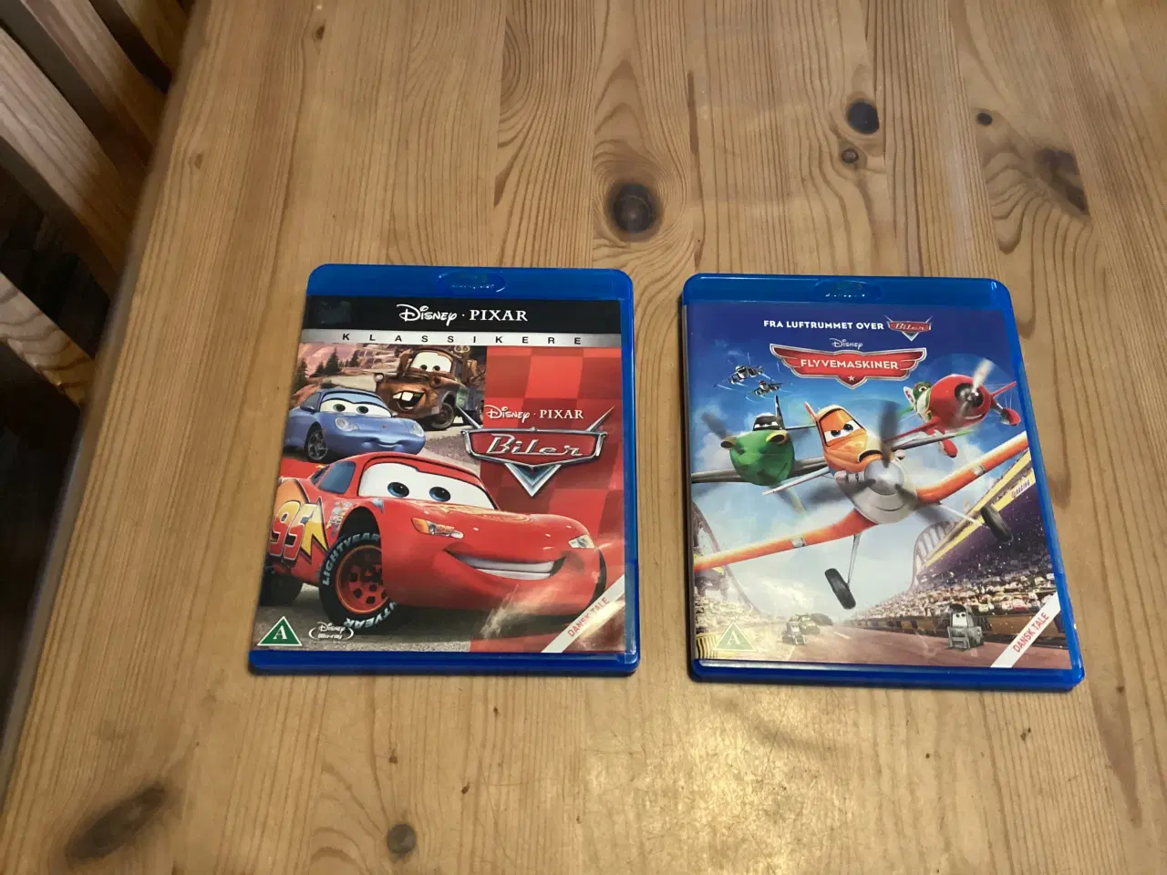 Billede 14 - Masser af Disney Cars.