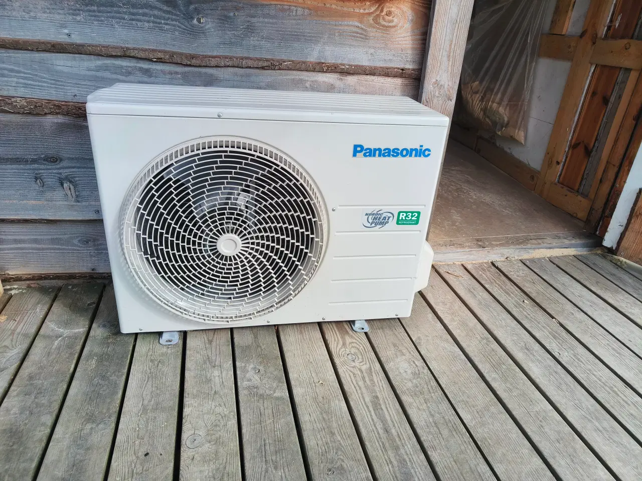 Billede 1 - PANASONIC Varmepumpe (udvendige del)