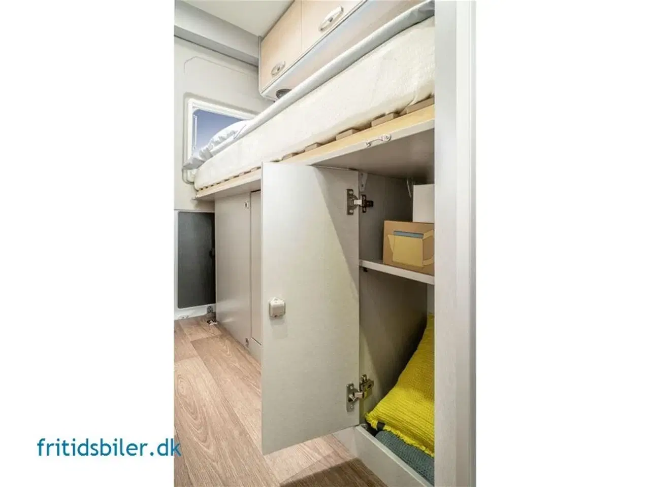 Billede 32 - 2024 - Hymer Free 602   Campervan Free 602 Kompakt kvalitetscamper fra Hymer M/ enkeltsenge