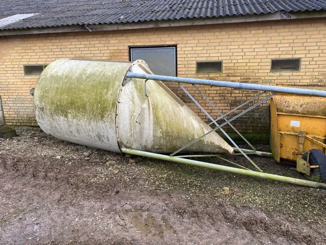 Billede 1 - Silo til træpiller