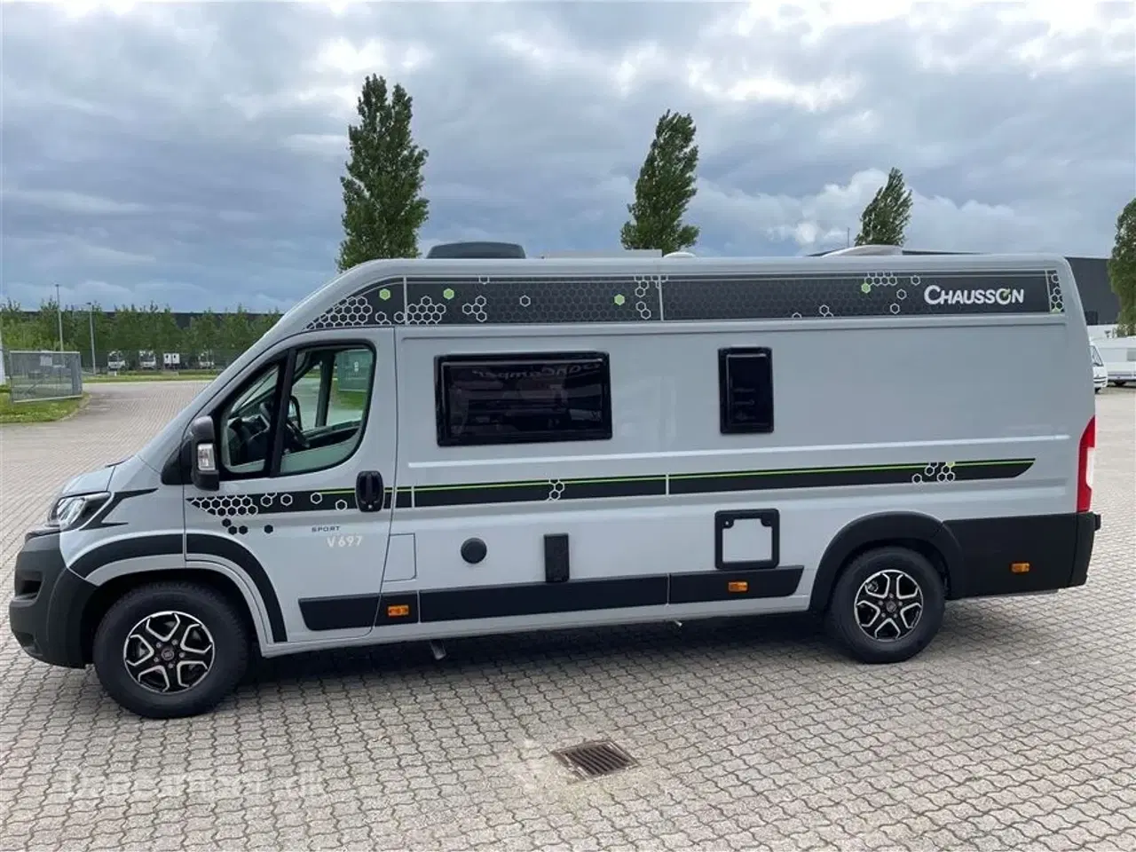 Billede 5 - 2024 - Chausson V697 Sport Line   Super flotte Sport Line, 140 HK, 9-trins automatgear, tilbehørs-, connect-, safety- og artic pakke.
