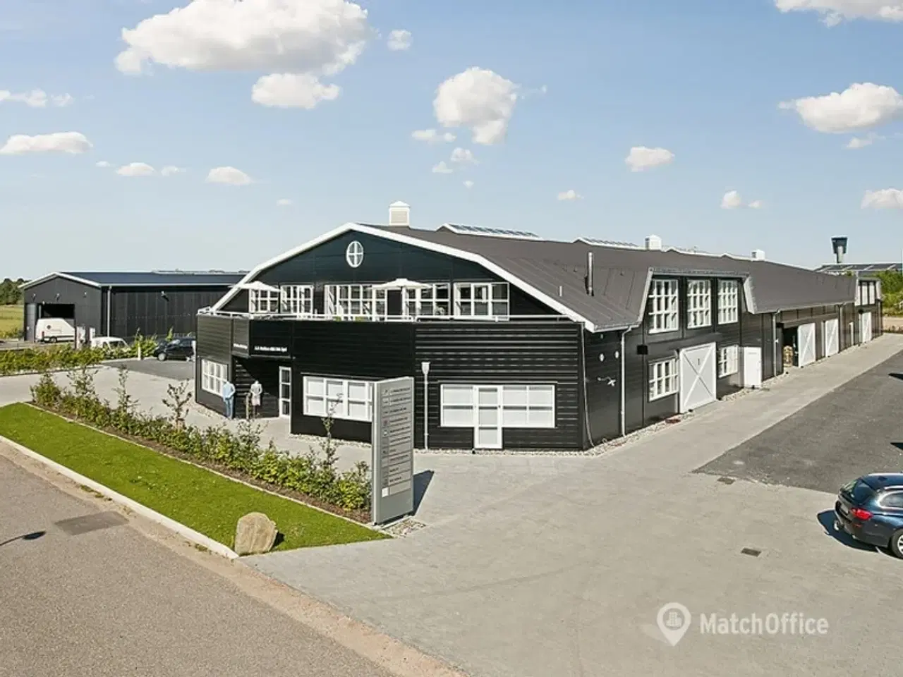 Billede 1 - Stort pakkelager til webshop - Gratis parkering