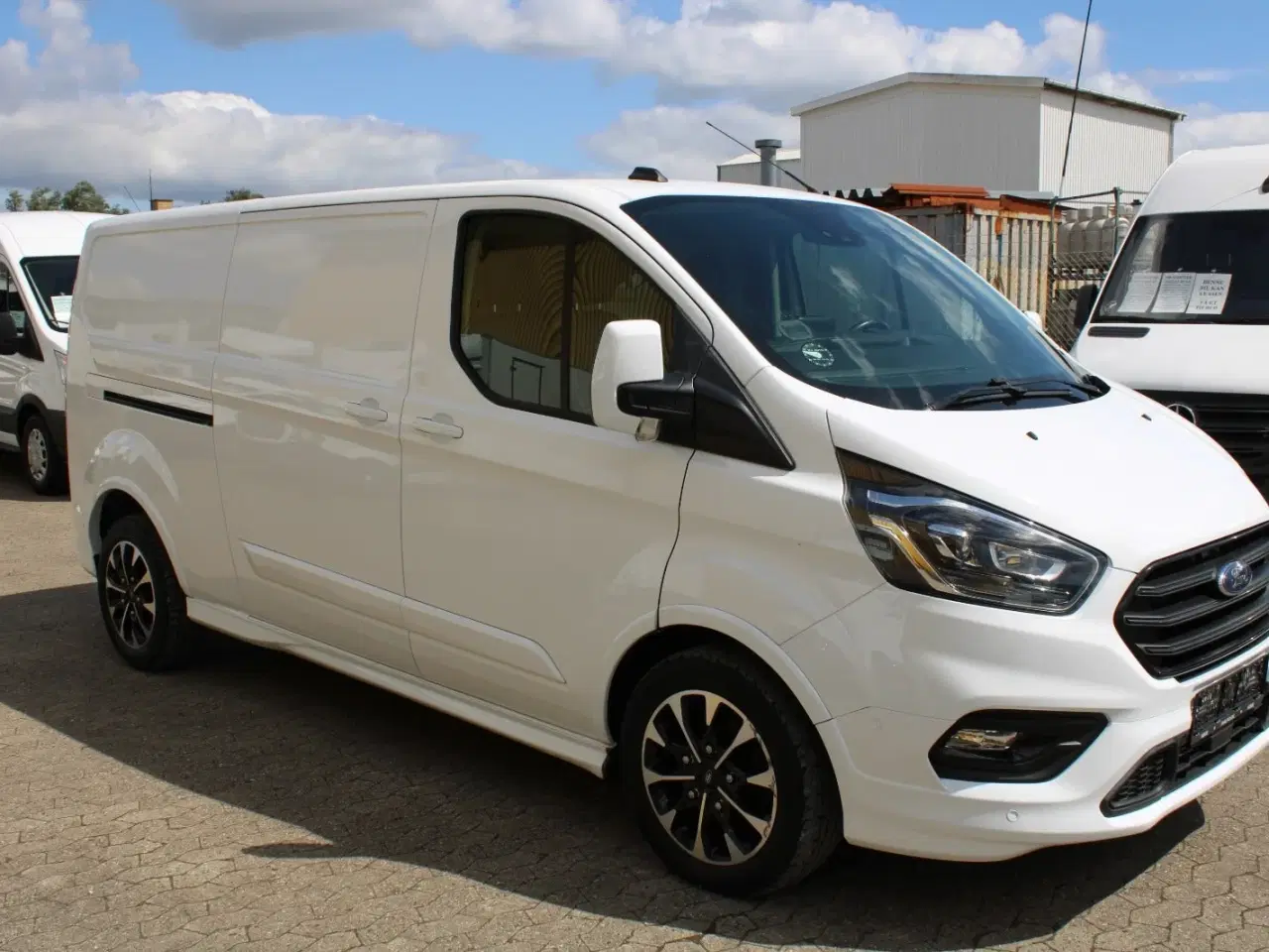 Billede 2 - Ford Transit Custom 320L 2,0 TDCi 185 Sport aut.