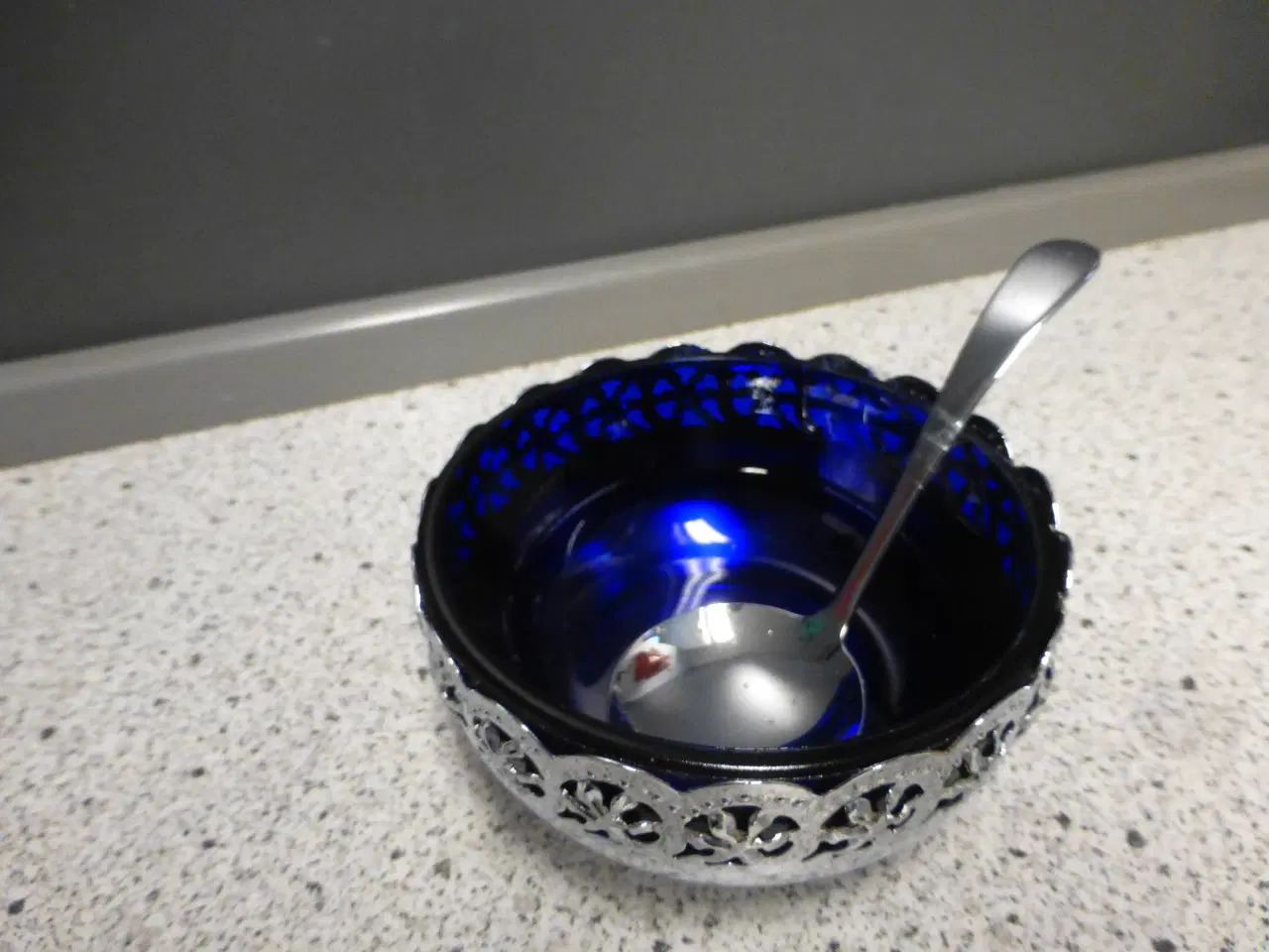 Billede 1 - Marmelade Glasskål i " sølvholder" M/Ske