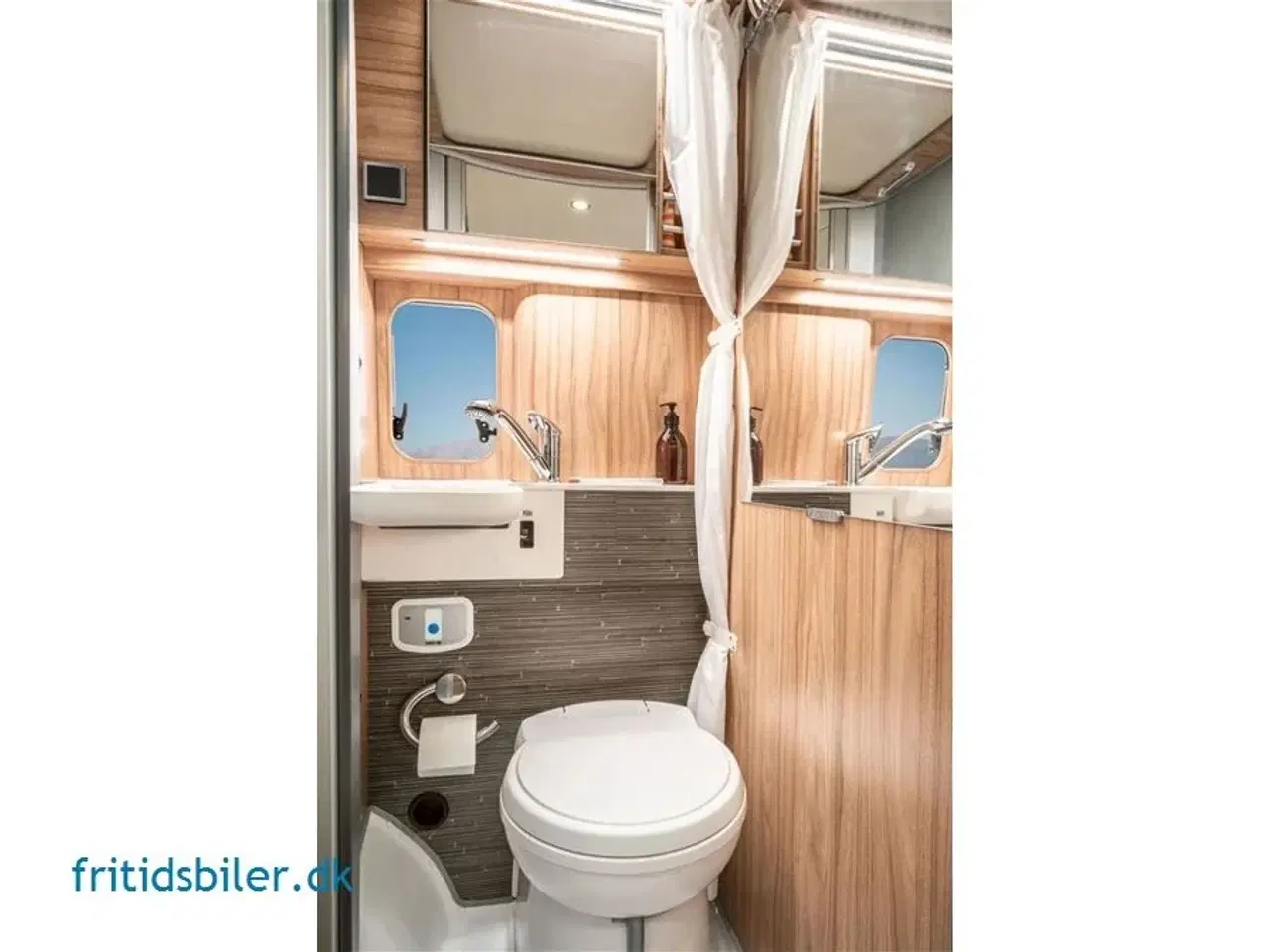 Billede 20 - 2024 - Hymer Campervan Grand Canyon   Hymer Grand Canyon Fiat kompakt luksus campervan under 6.00 meter