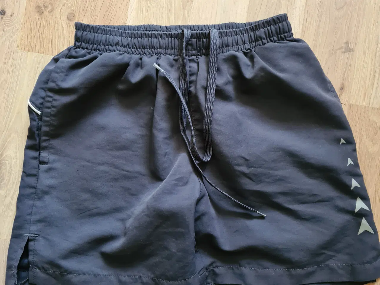 Billede 3 - Shorts str 110/116