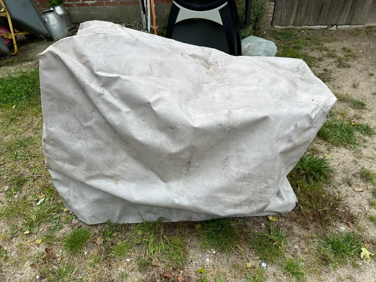 Billede 3 - Webergrill med bord ø57