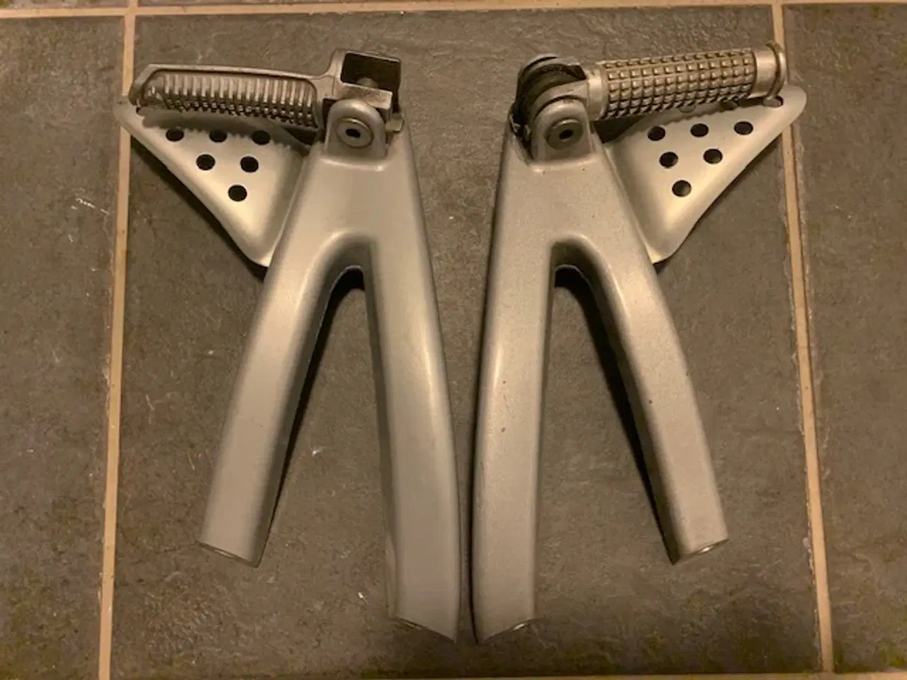 Billede 3 - Buell fodhvilere - originale bagfodhvilere