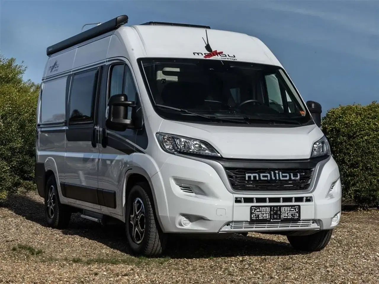Billede 1 - 2023 - Carthago Malibu Van Compact 540 DB   Rummelig Van på kun 540cm Kørt KM 5900