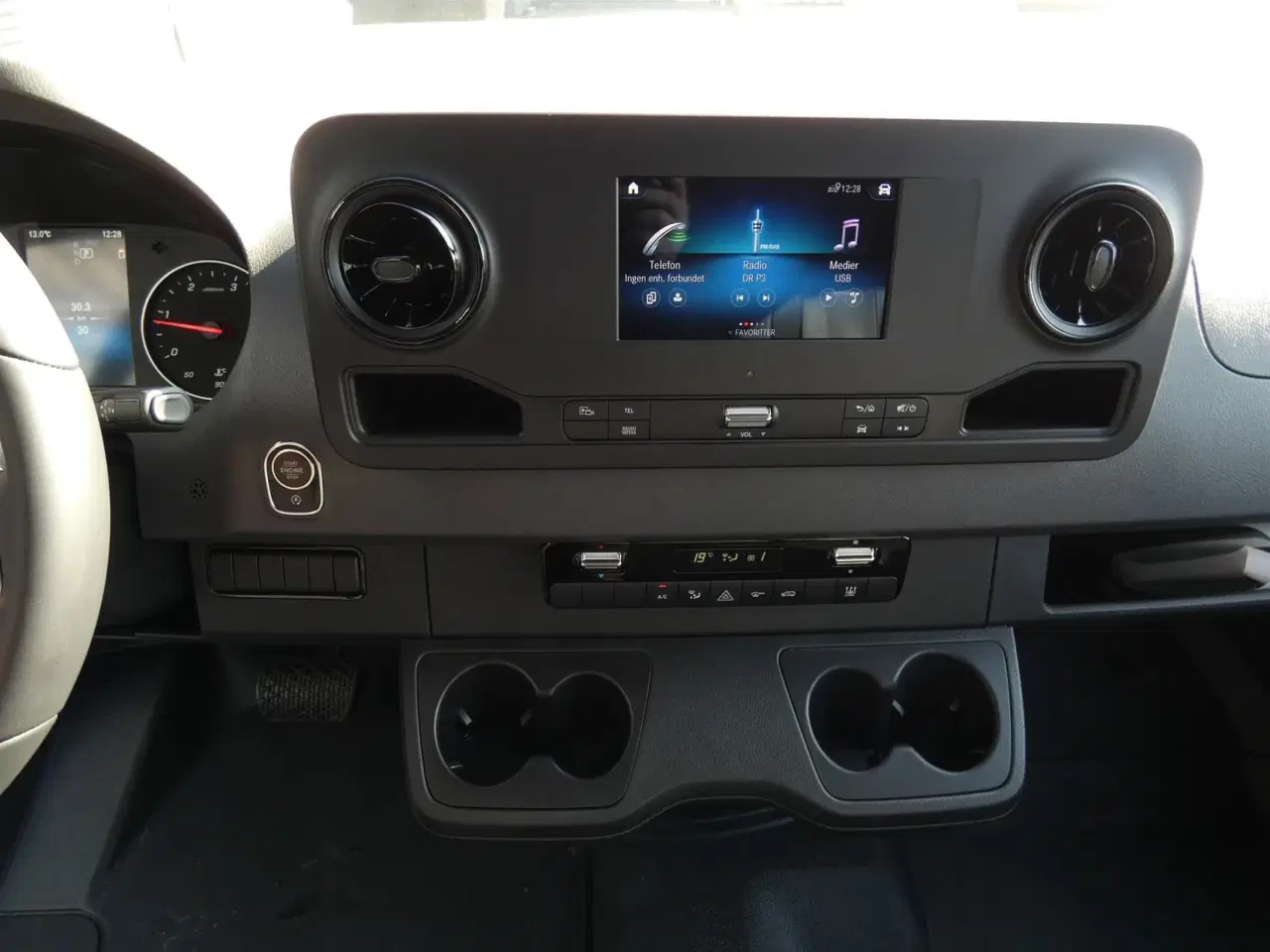Billede 11 - Mercedes-Benz Sprinter 317 2,0 CDI A4 H2 RWD 9G-Tronic 170HK Van Aut.