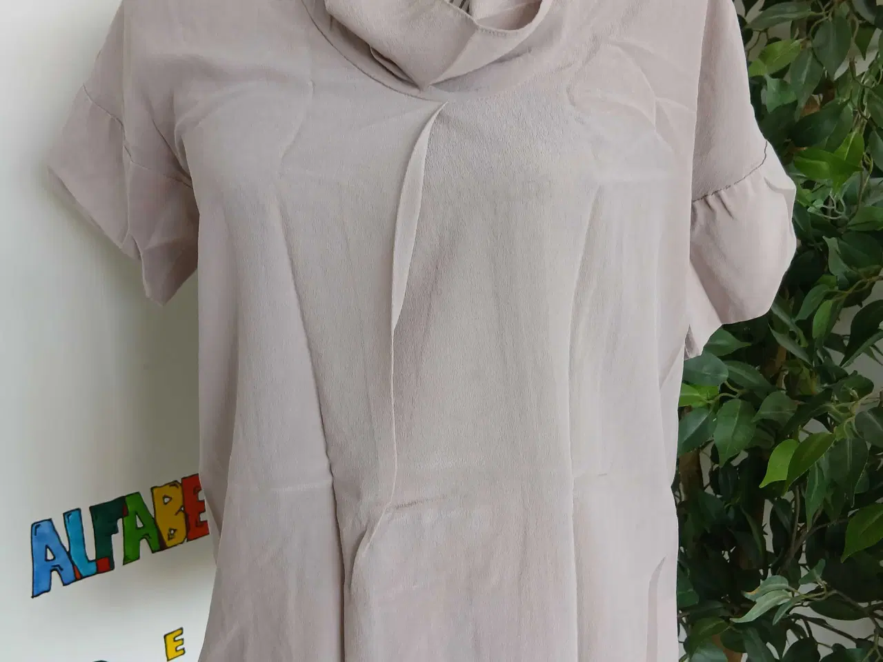 Billede 1 - T-shirt. Day Birger et Mikkelsen. Small 