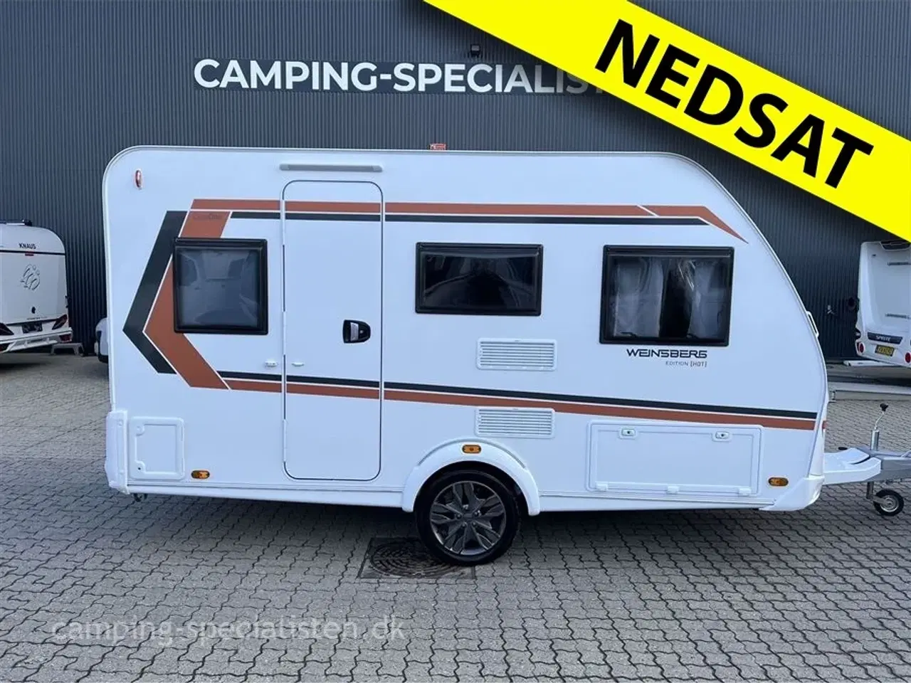 Billede 1 - 2025 - Weinsberg CaraOne 390 QD EDITION HOT   Weinsberg 390 QD CaraOne EDITION HOT model 2025 - kan ses nu hos Camping-Specialisten.dk