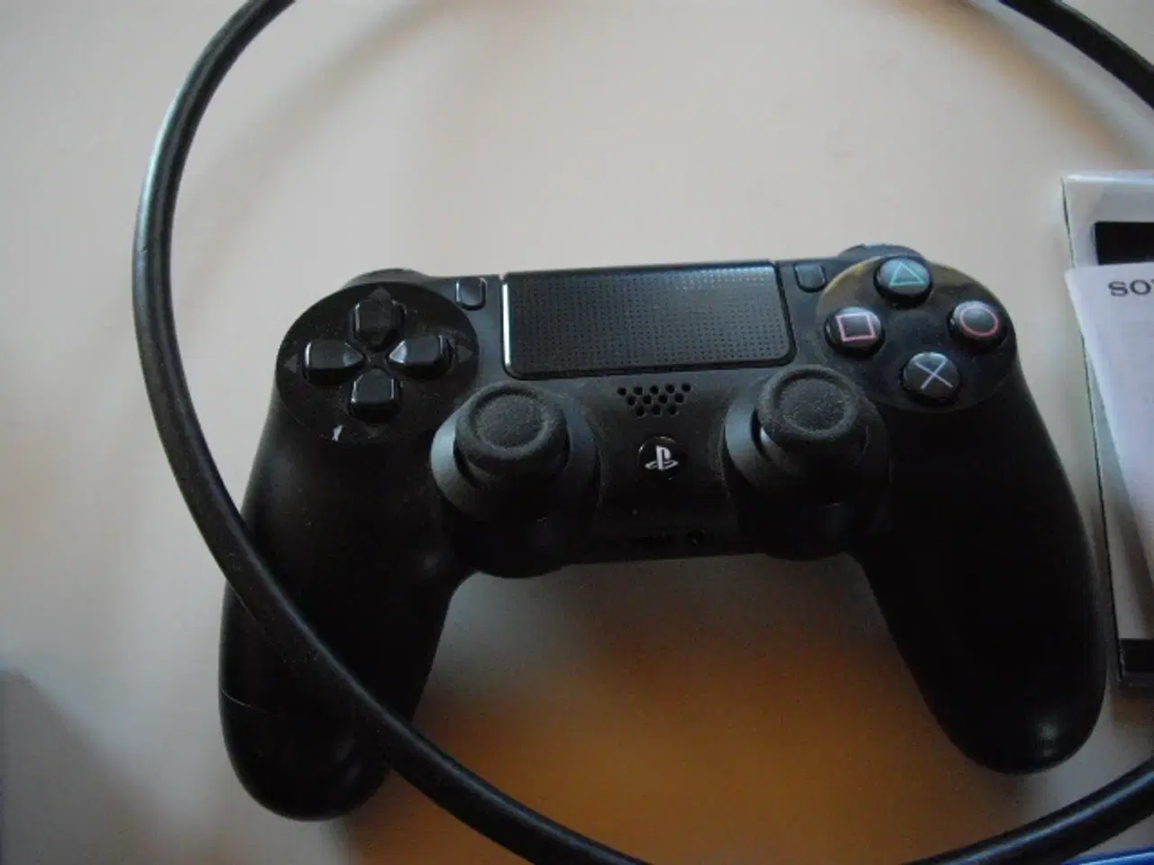 Billede 4 - PS 4 1TB  med tre spil