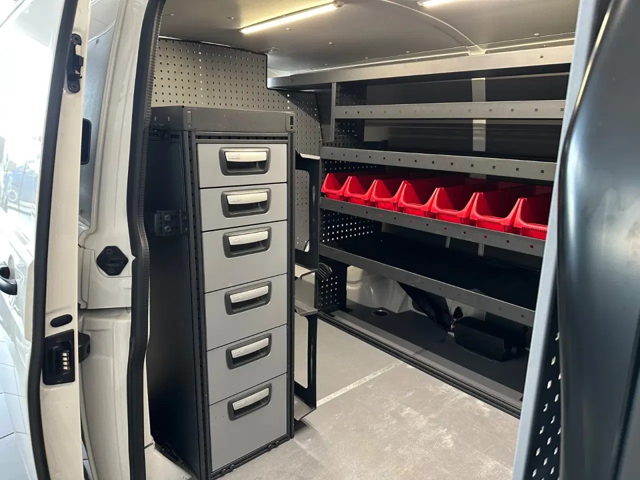 Billede 12 - VW Transporter 2,0 TDi 150 Kassevogn DSG lang