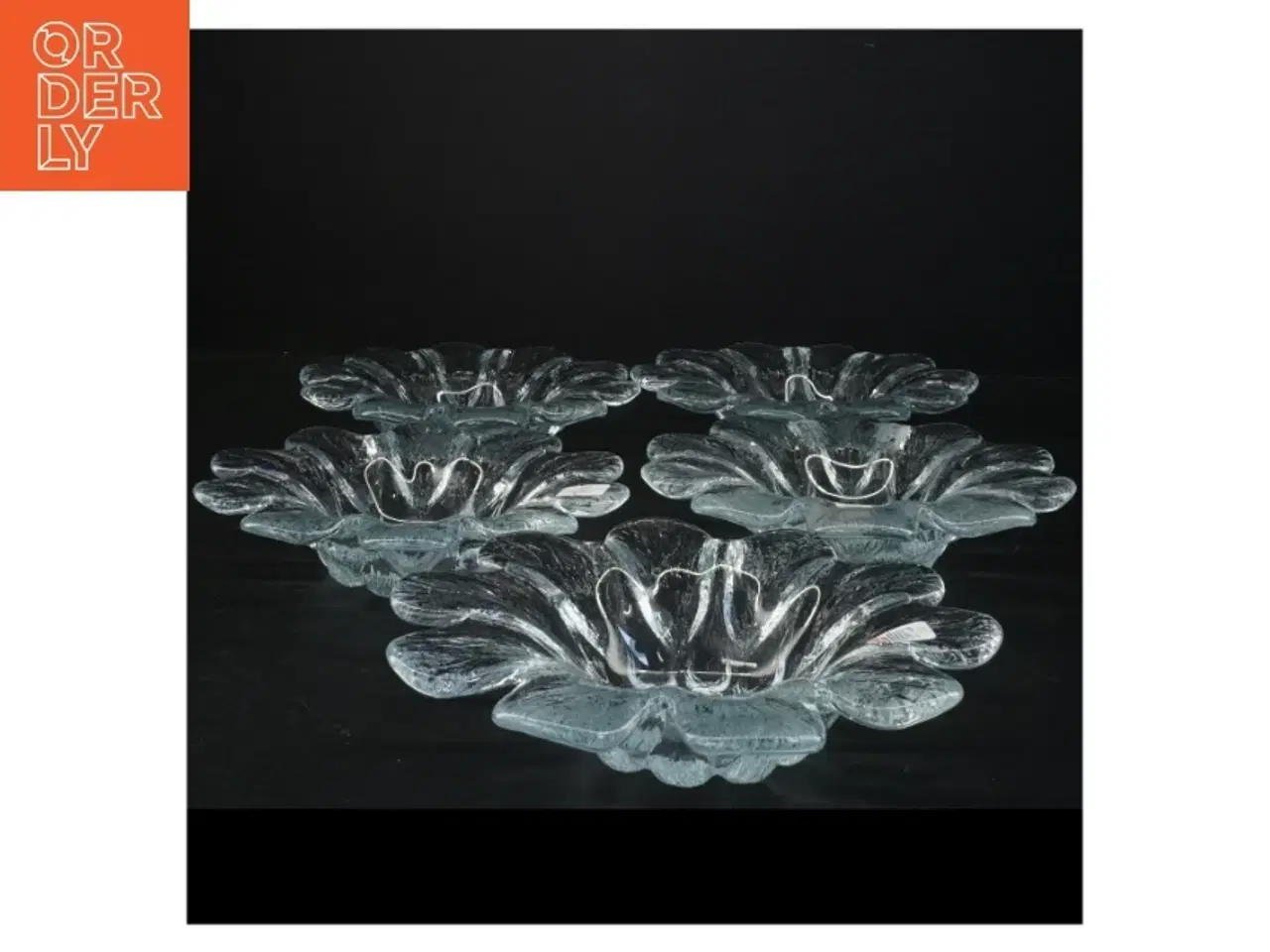 Billede 1 - Holmegaard solsikke Glasfad med blomstermotiv (str. 18 x 4 cm)