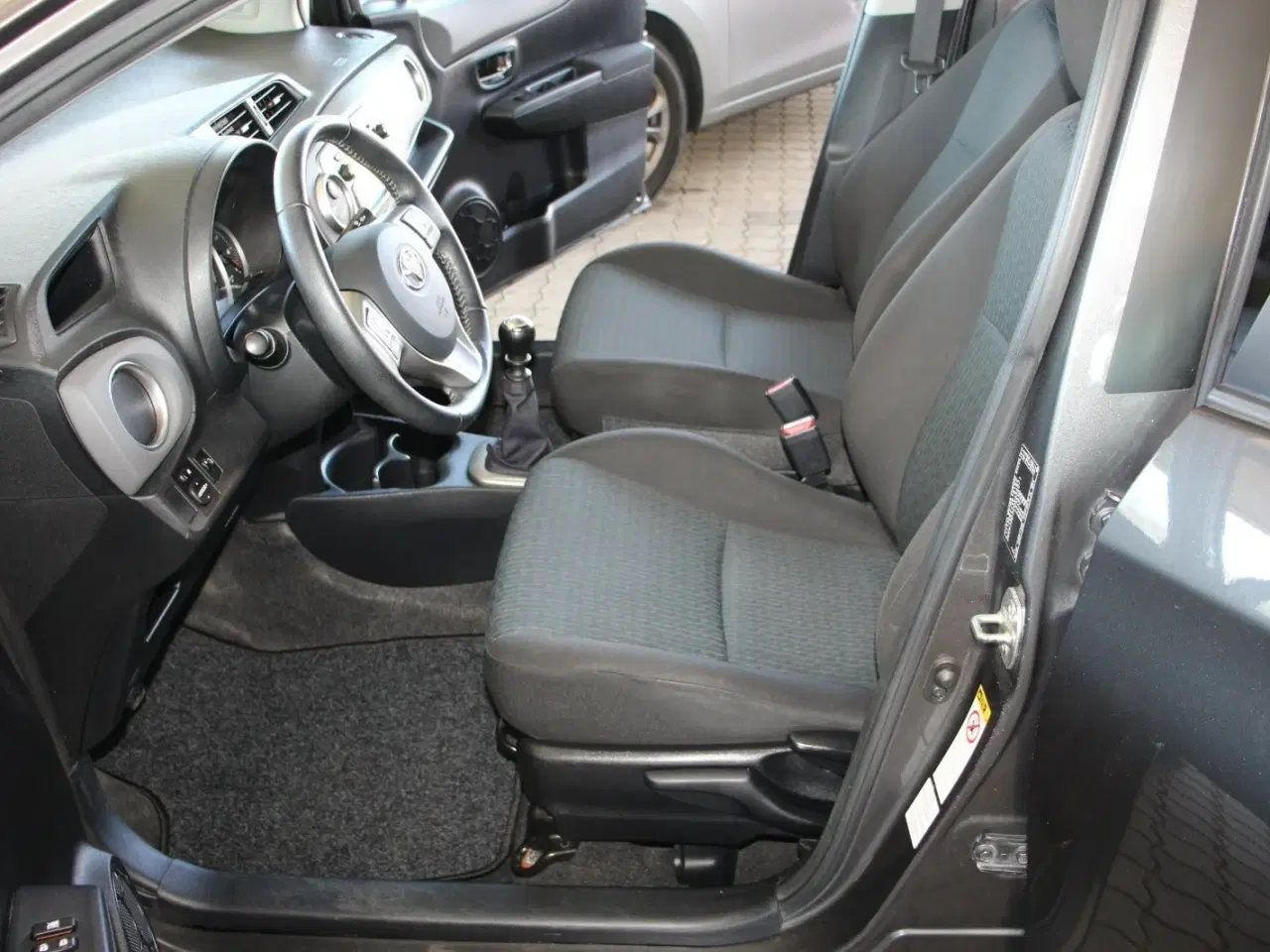 Billede 9 - Toyota Yaris 1,3 VVT-i T2