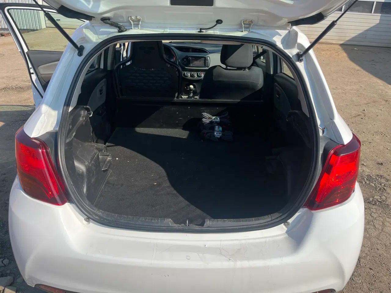 Billede 9 - Toyota Yaris van 