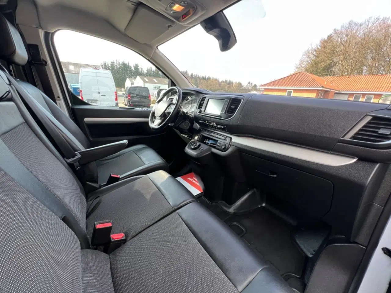 Billede 23 - Peugeot Expert 2,0 BlueHDi 122 L2 Sport EAT8 Van