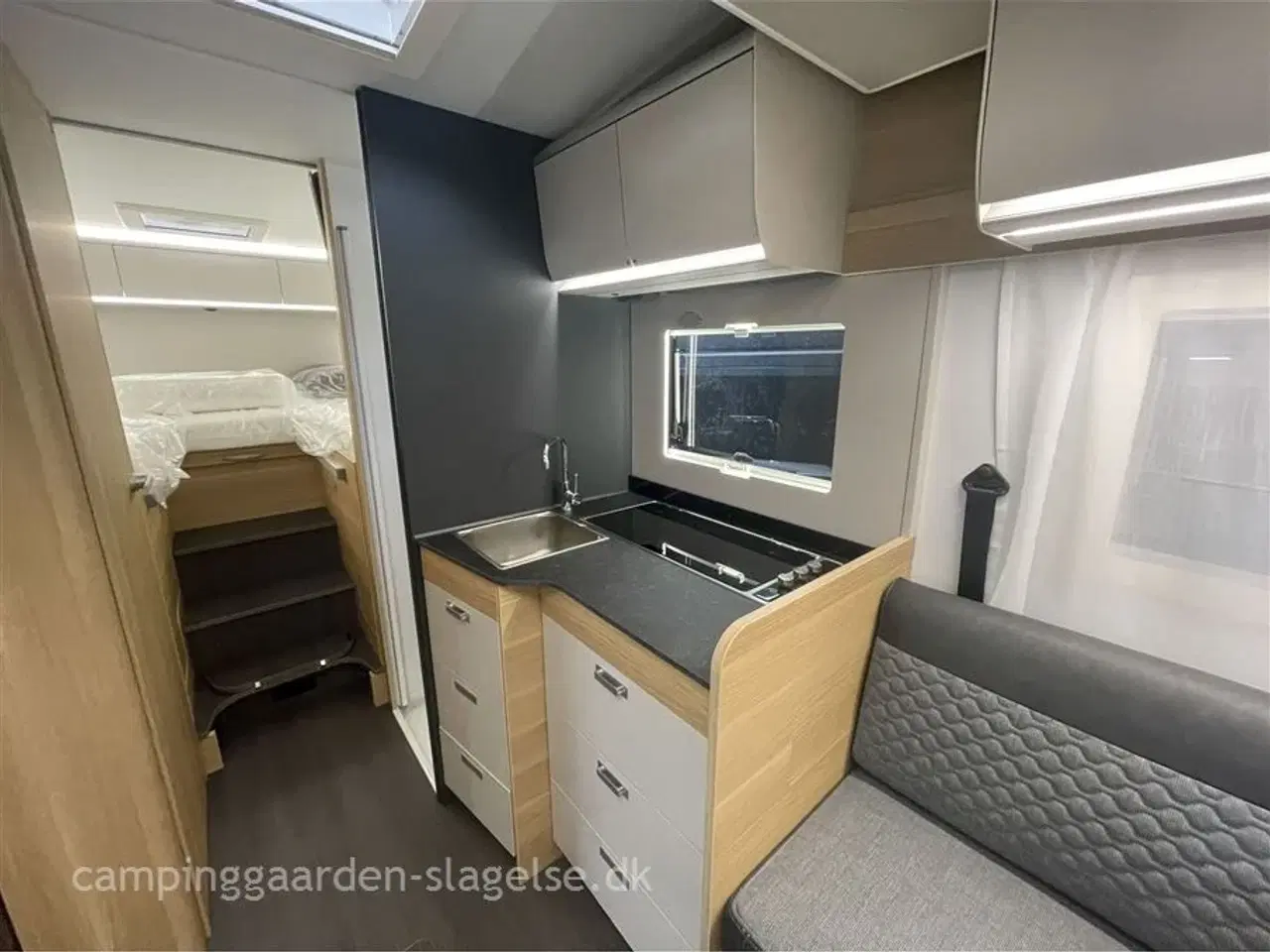 Billede 4 - 2023 - Adria Matrix Axess 650 DL   FØRPRIS KR. 861.090   -   SPAR KR. 75.042