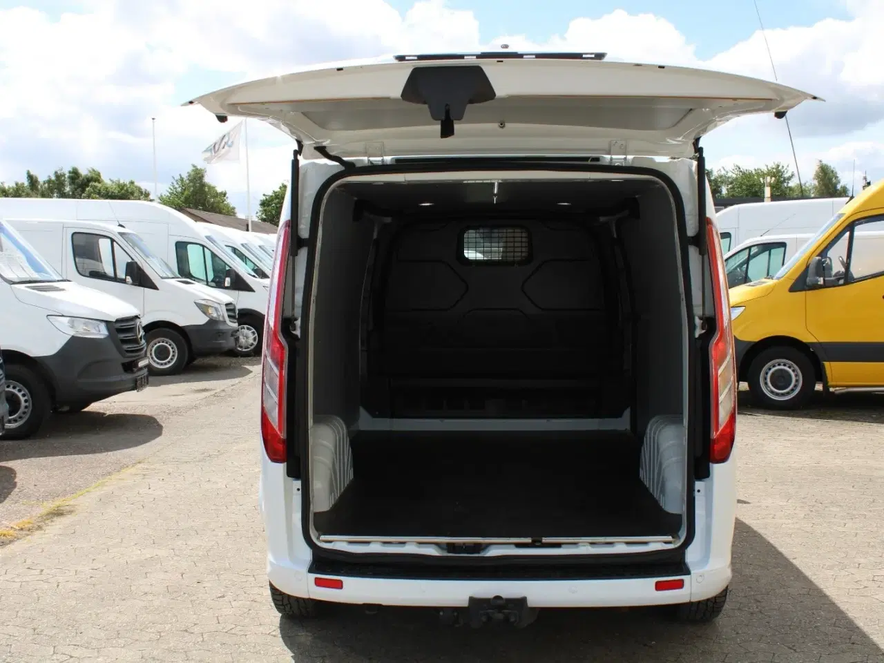 Billede 11 - Ford Transit Custom 320L 2,0 TDCi 185 Sport aut.
