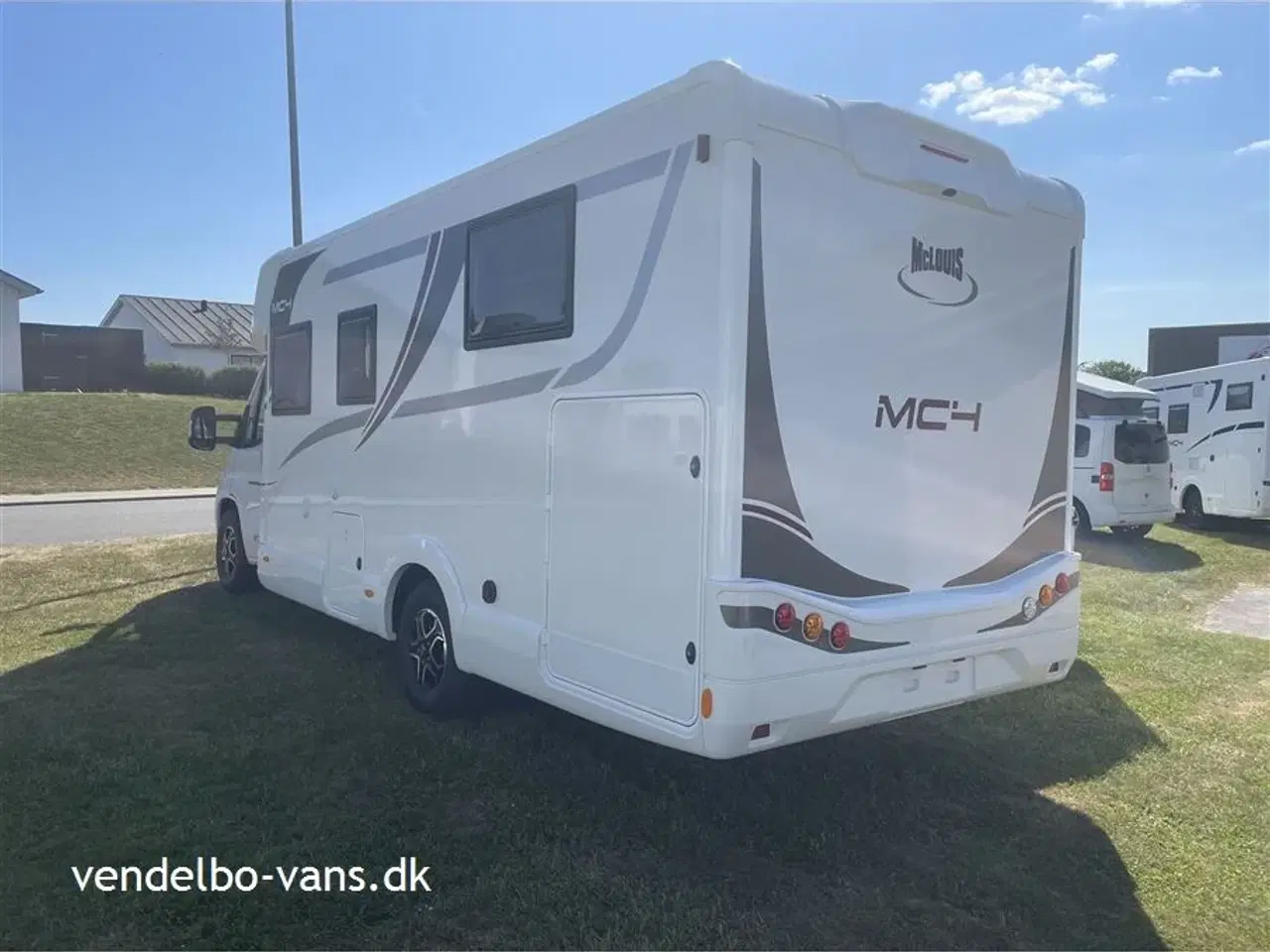 Billede 2 - 2023 - McLouis Mc4 879 G   160 cm bred dobbeltseng i midten bagerst som kan hæve/sænke