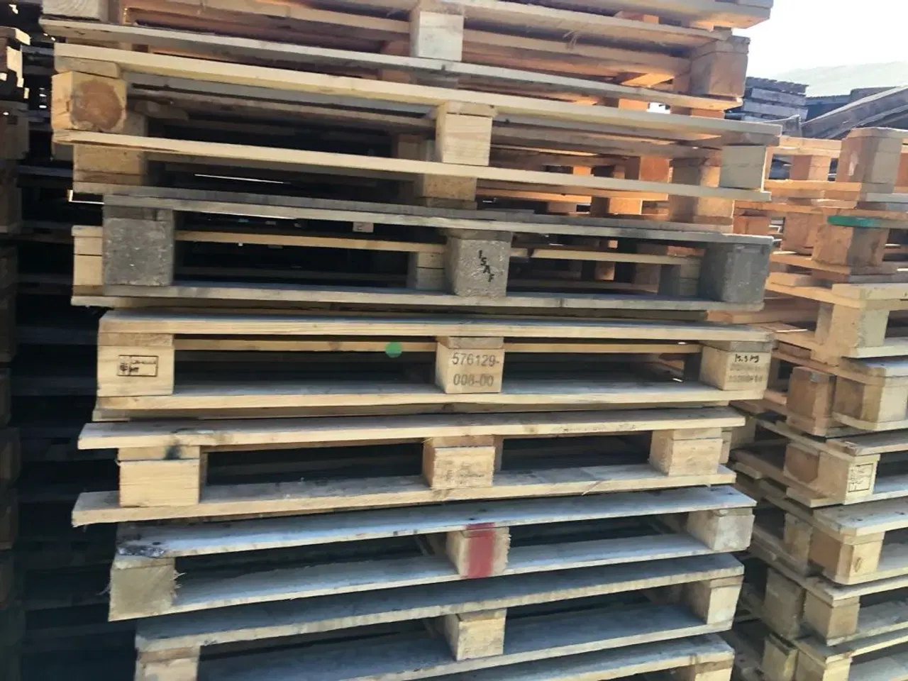 Billede 4 - Paller sælges cb 3 4 og halvepaller engangs