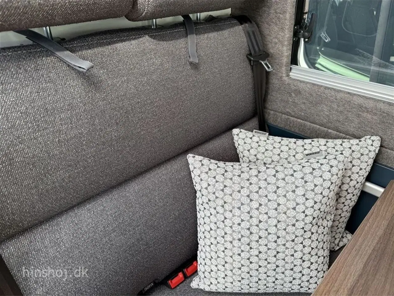 Billede 14 - 2025 - Eriba Car 600 Cherry Red Aut   Ny Facelift Campervan Eriba car bygget på VW hos Hinshøj Caravan.