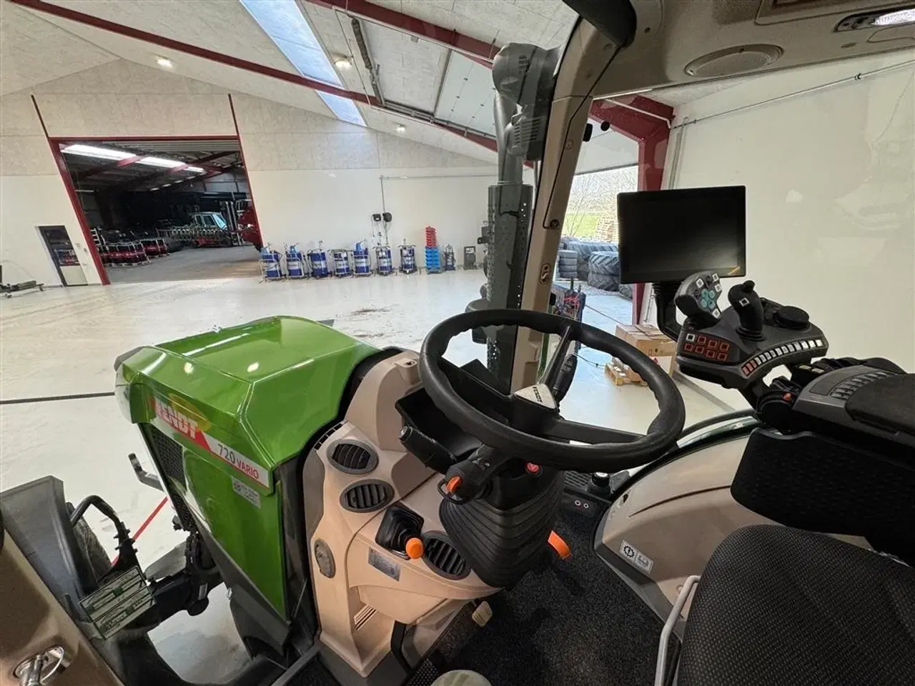 Billede 13 - Fendt 720 Power+ GEN7 KUN 300 TIMER OG MED AUTOSTYRING!