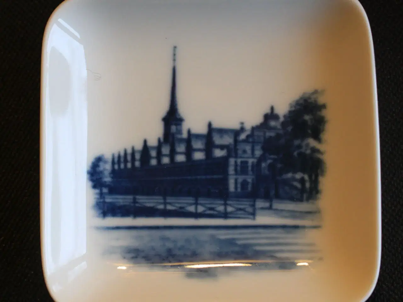 Billede 8 - Små platter / skåle fra Royal Copenhagen 