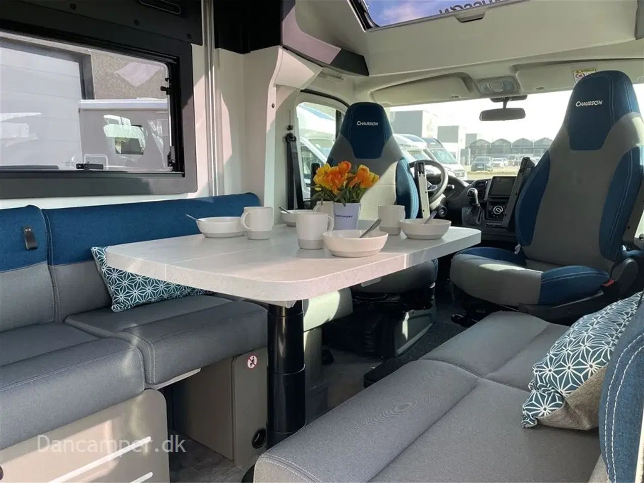 Billede 13 - 2024 - Chausson X650 Exclusive line   Camper med stor Lounge og siddegruppe, 9-trins automatgear, sænkeseng, stor garage, specialfælge, Artic, Connect- og X-tilbehørspakke ,