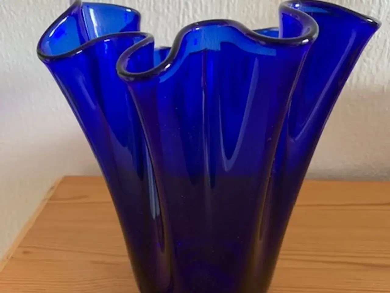 Billede 2 - Vase Anker Iversen AI blå / turlipan vase - som ny