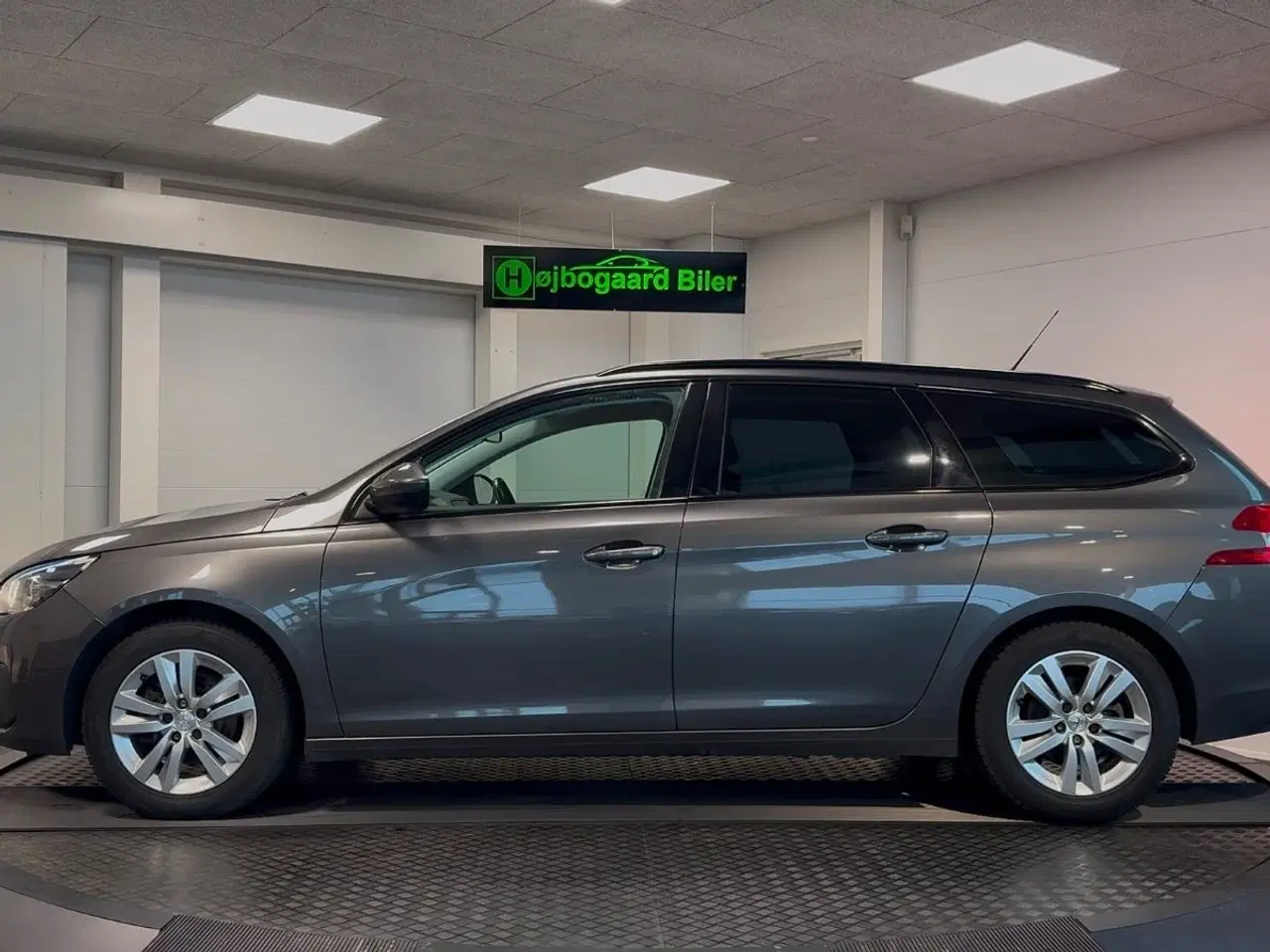 Billede 2 - Peugeot 308 1,2 PureTech 130 Allure SW EAT8