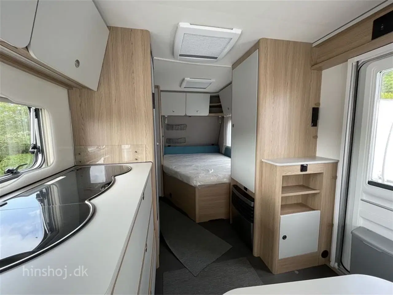 Billede 19 - 2022 - Dethleffs Aero 470 FR "90 Years"    Dethleffs med Fransk dobbeltseng fra Hinshøj Caravan A/S