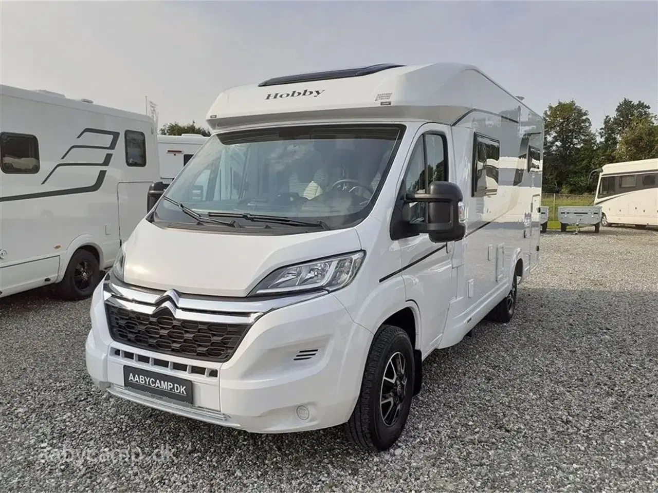 Billede 4 - 2022 - Hobby Ontour Edition V65 GE   solceller. elektrisk indgangstrin og markise. hæve/sænke cykelstativ. gasalarm.batteri. LPG gas system.