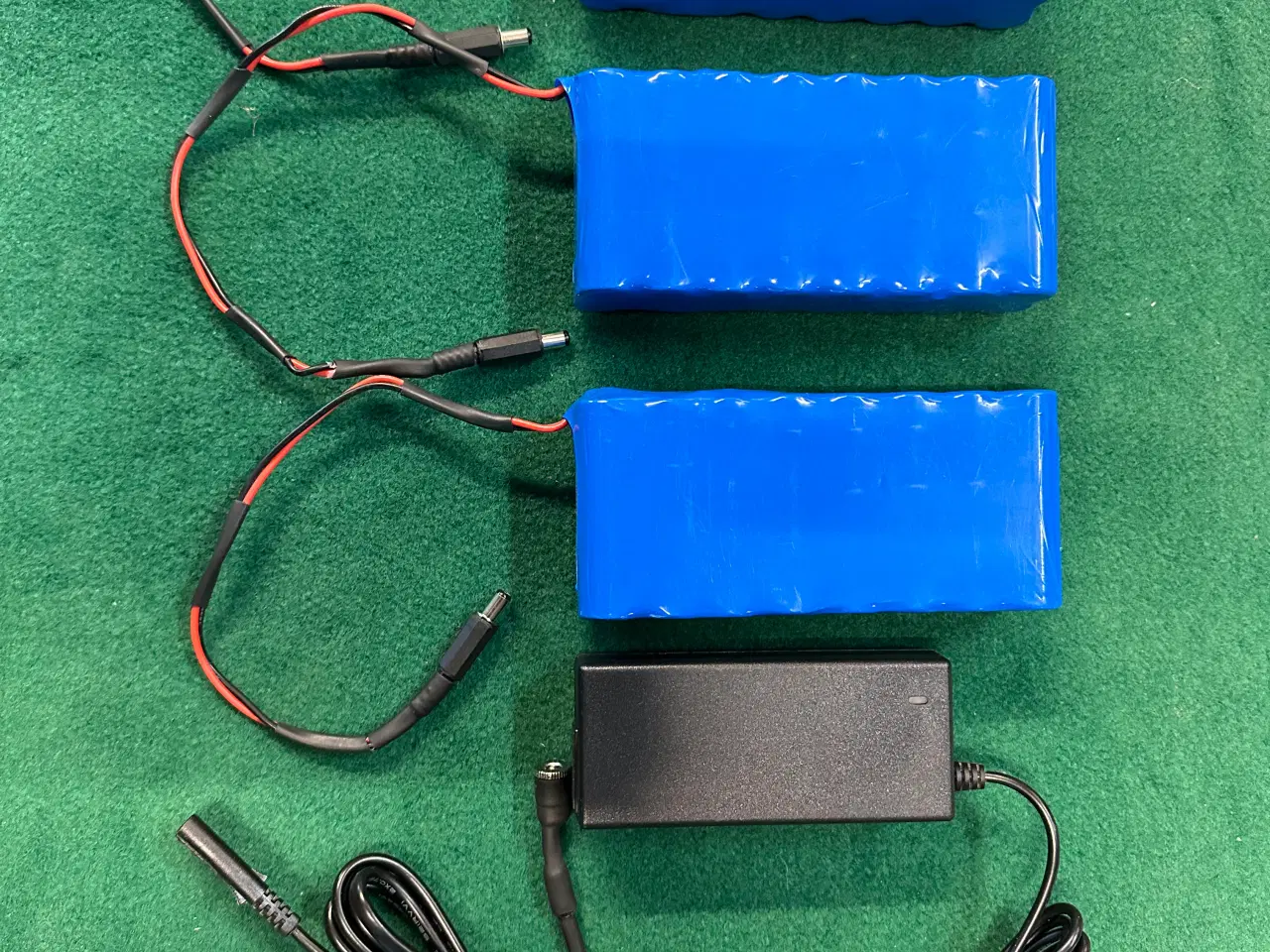 Billede 4 - SOUNDBOKS Batterier