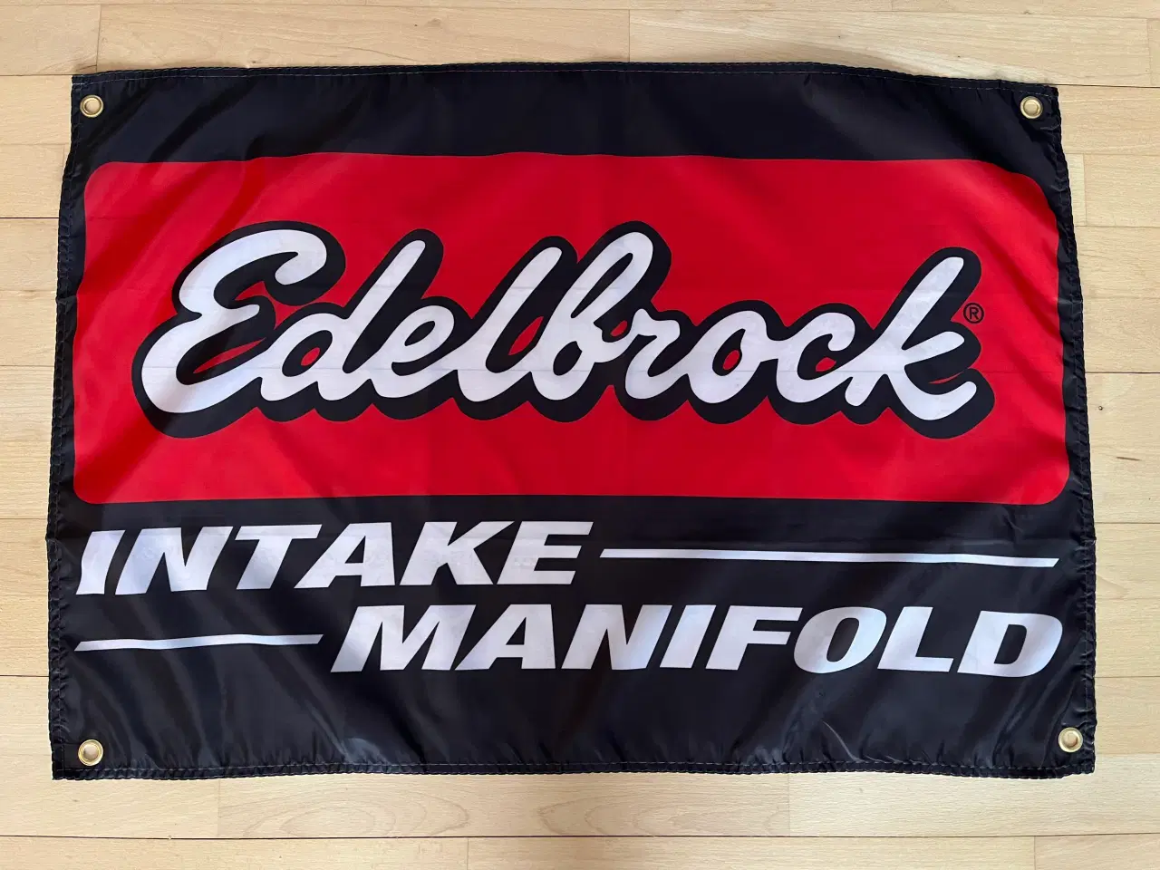 Billede 1 - Flag med Edelbrock